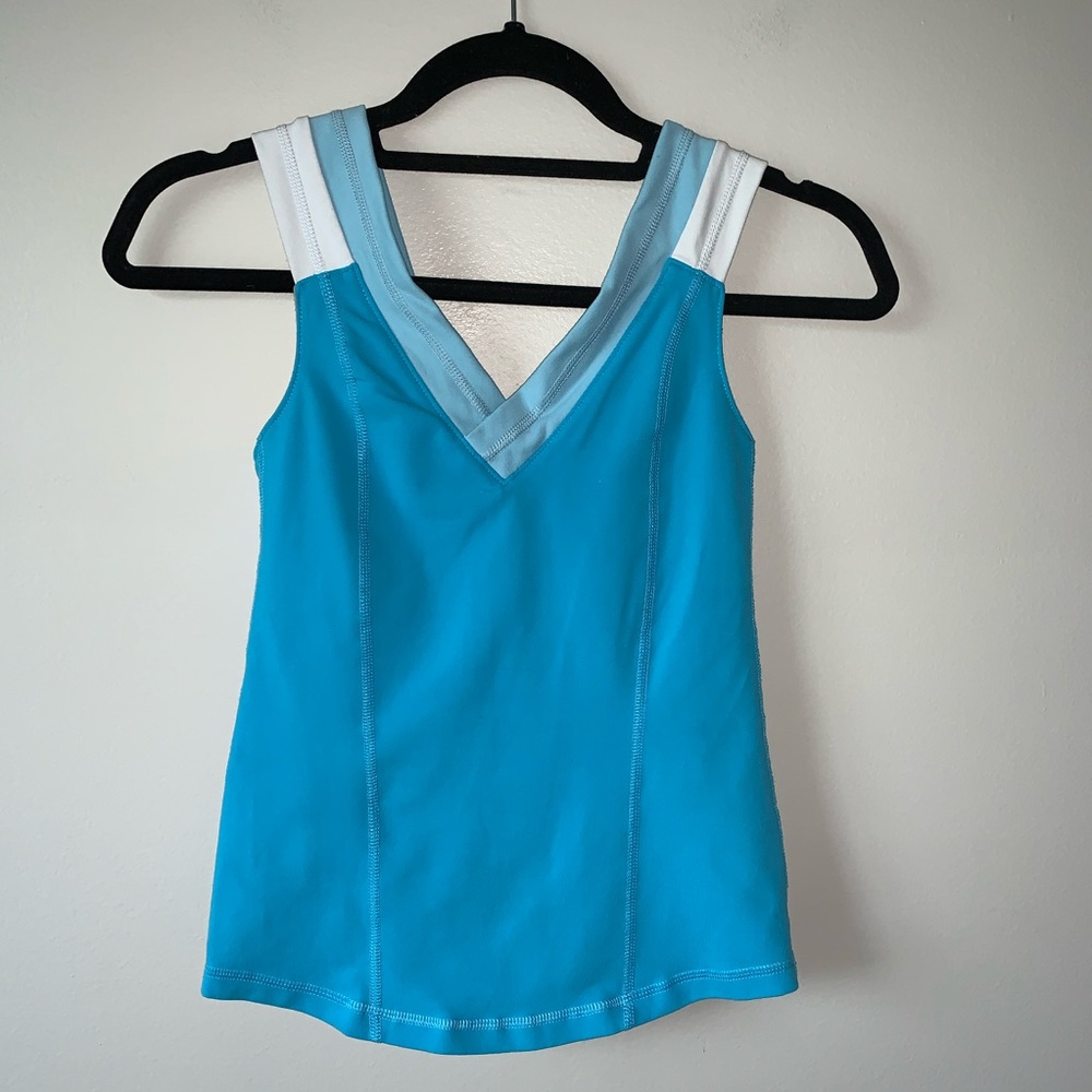 Sz. 6 Lululemon blue V neck size 6 tank top